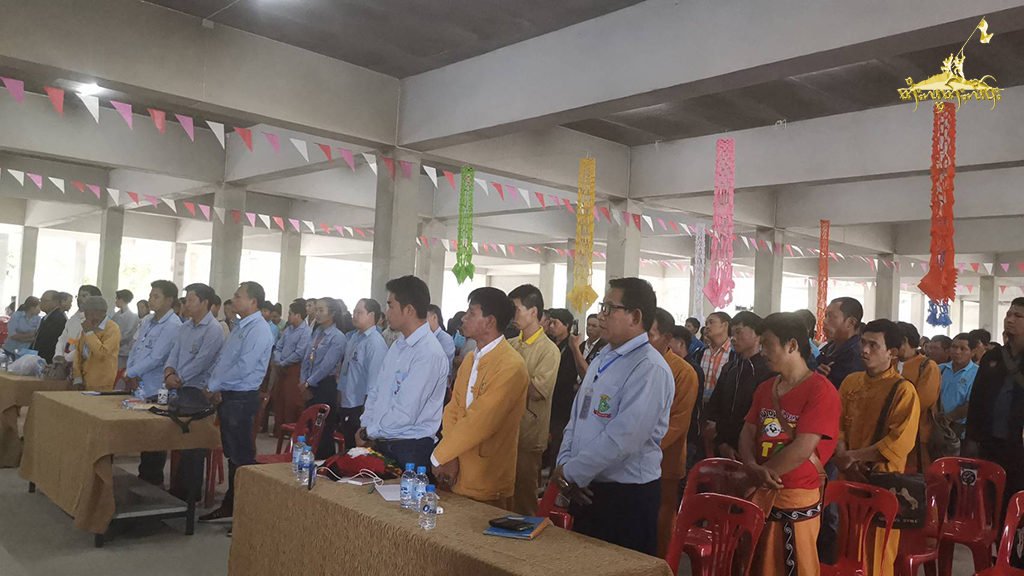 Offertory from Shan immigrant workers to Sangha and RCSS’s chairman Offertory from Shan immigrant workers to Sangha and RCSS’s chairman