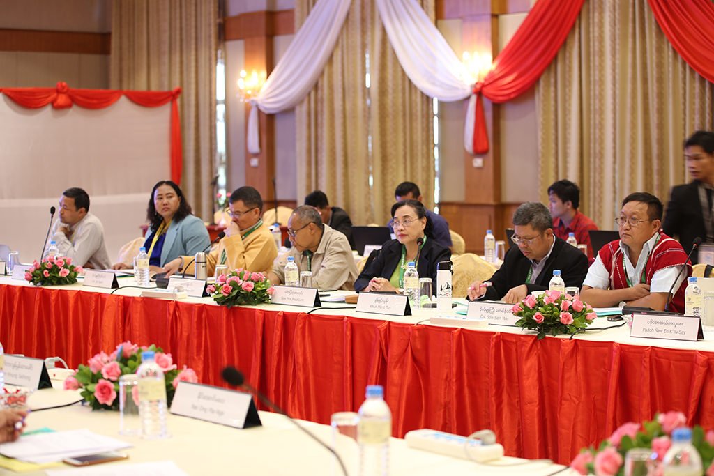 Myanmar Ethnic Armed Groups' Peace Negotiators and Govt to Meet Soon Myanmar Ethnic Armed Groups' Peace Negotiators and Govt to Meet Soon