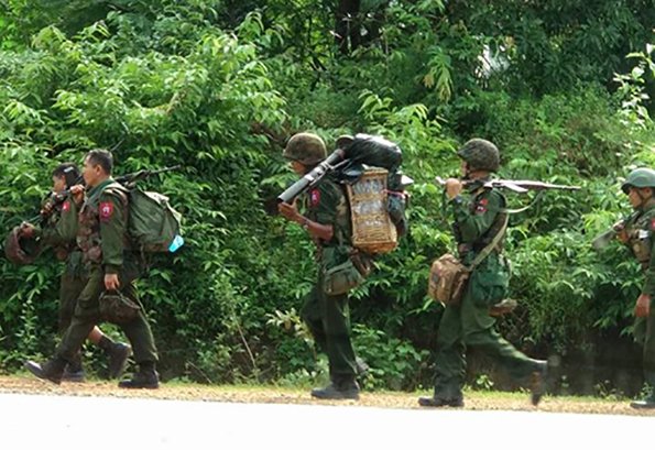 Burmese military at Loi Tawn Hill forcibly ask bamboo from residents Burmese military at Loi Tawn Hill forcibly ask bamboo from residents