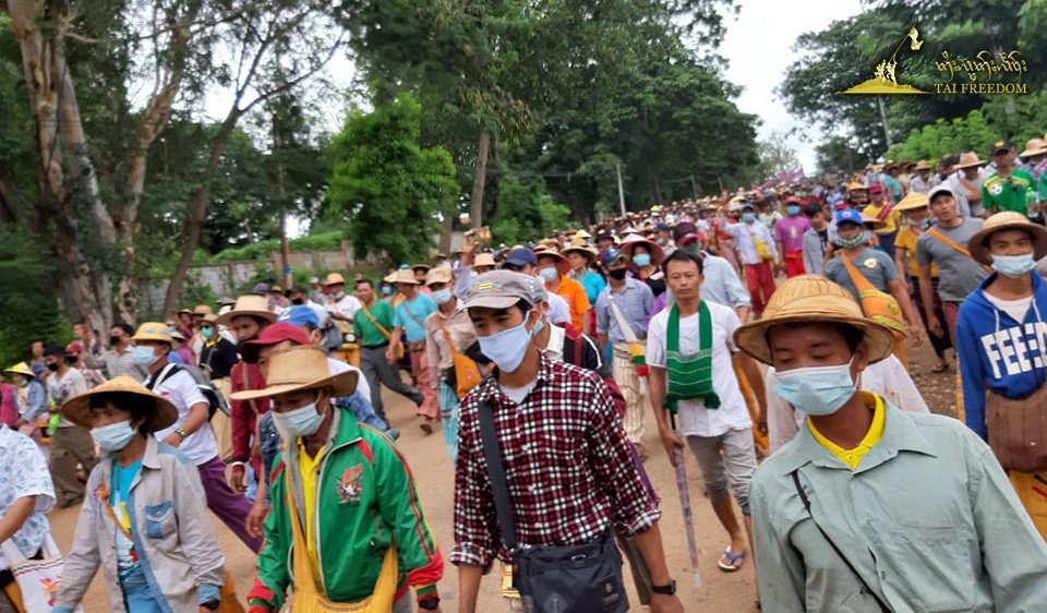 Thirty thousand Kyaukme local villagers demonstrate that they don’t need the military that kills innocent people Thirty thousand Kyaukme local villagers demonstrate that they don’t need the military that kills innocent people