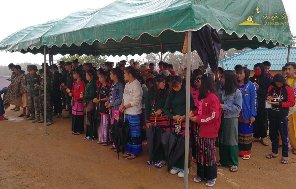 Loi Tai Leng holds a ceremony to mark HM King's birthday Loi Tai Leng holds a ceremony to mark HM King's birthday